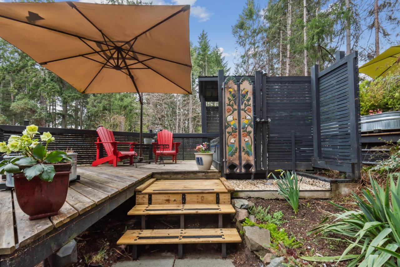 Salt Spring Carriage House B&B Ganges Exterior foto